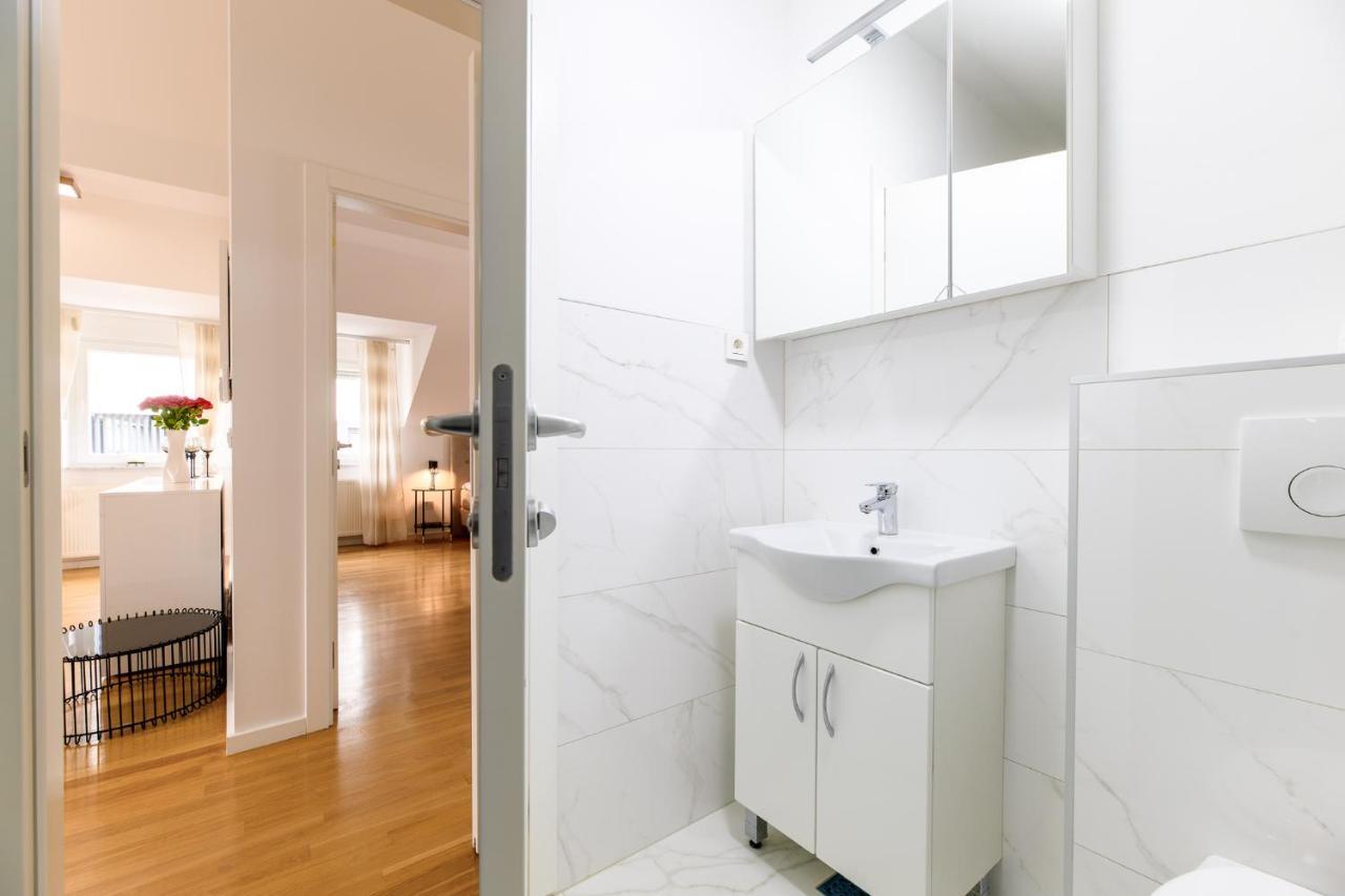 Appartement Flexible Selfcheckins 49 - Zagreb - Parking - New - Luxury Extérieur photo